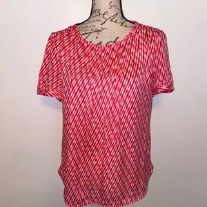 🌸NWOT Liz Claiborne Pleated Front Blouse🌸